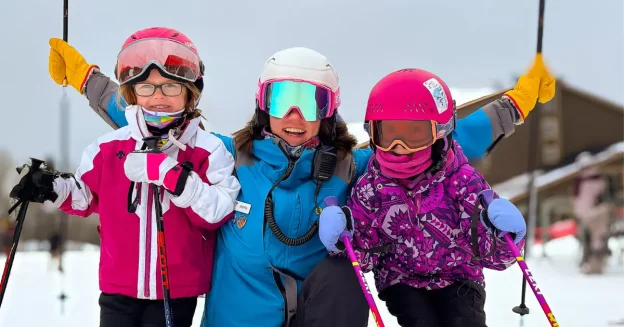 kids ski free at Giants Ridge ski instructor mountain sports school