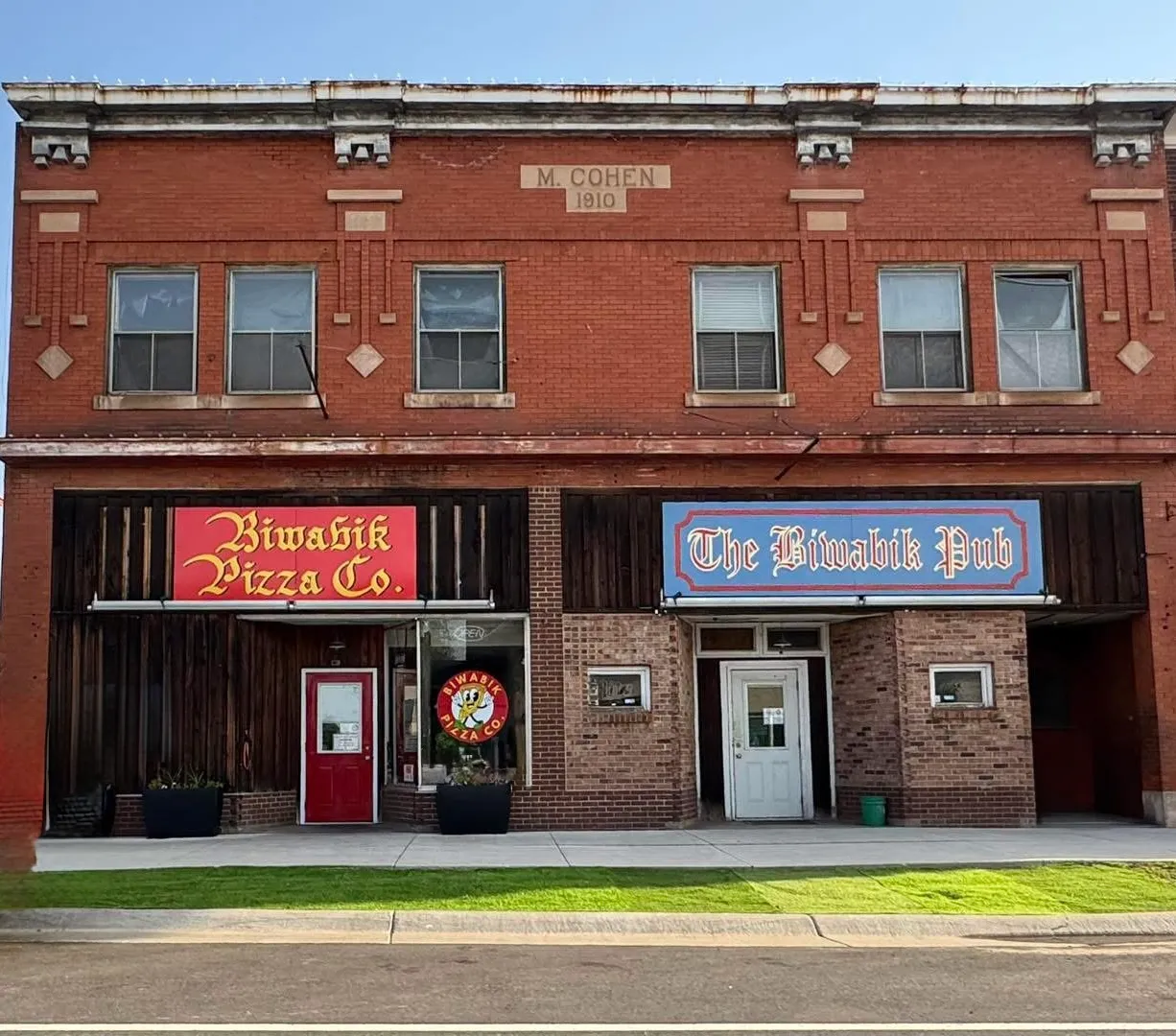 Biwabik Pizza Co Storefront